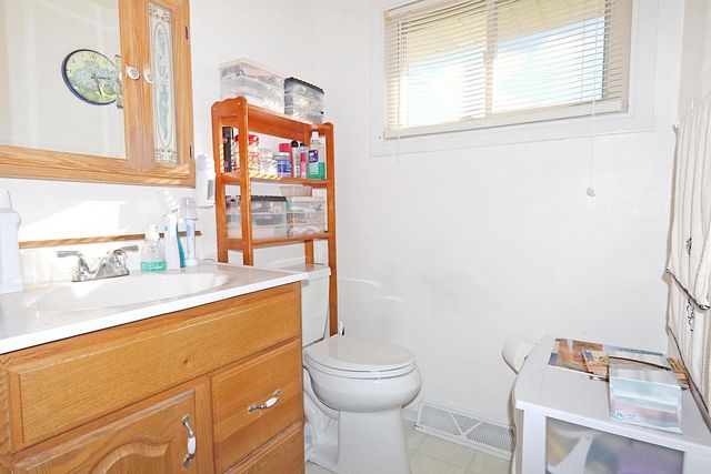 2011 N 27th STREET, Sheboygan, WI 53081