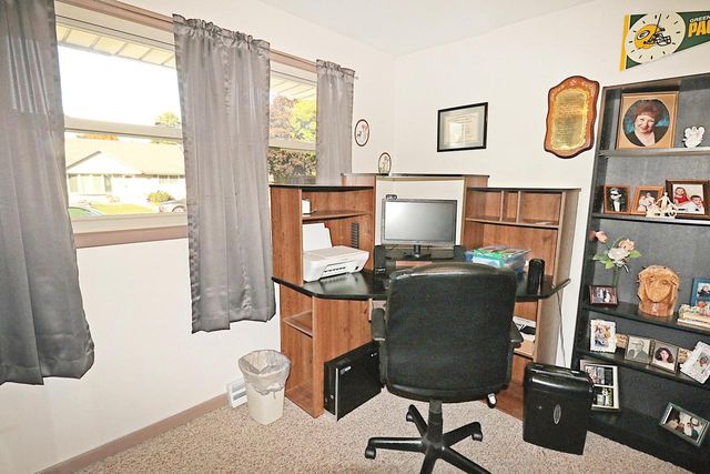 2011 N 27th STREET, Sheboygan, WI 53081