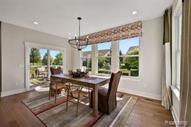 1948 Elizabeth Lane, Ypsilanti, MI 48198