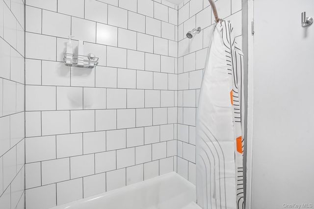 26 Cooper Road 411, Poughkeepsie, NY 12603