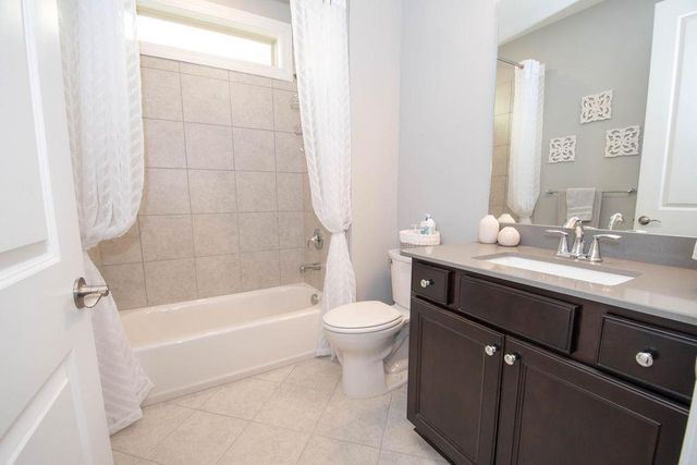 120 Red Maple Drive, Peachtree City, GA 30269