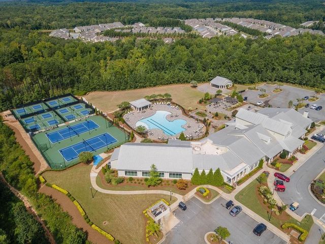 120 Red Maple Drive, Peachtree City, GA 30269