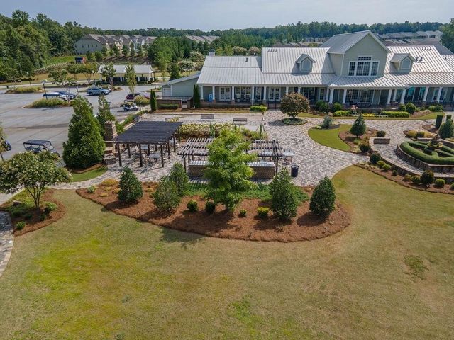 120 Red Maple Drive, Peachtree City, GA 30269