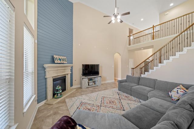 14710 Castle Cove Lane, Houston, TX 77044