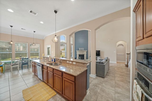 14710 Castle Cove Lane, Houston, TX 77044