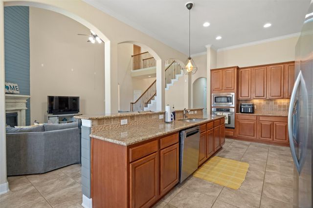 14710 Castle Cove Lane, Houston, TX 77044