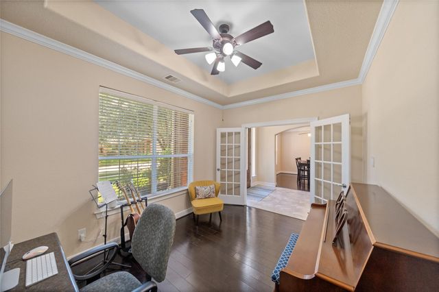 14710 Castle Cove Lane, Houston, TX 77044