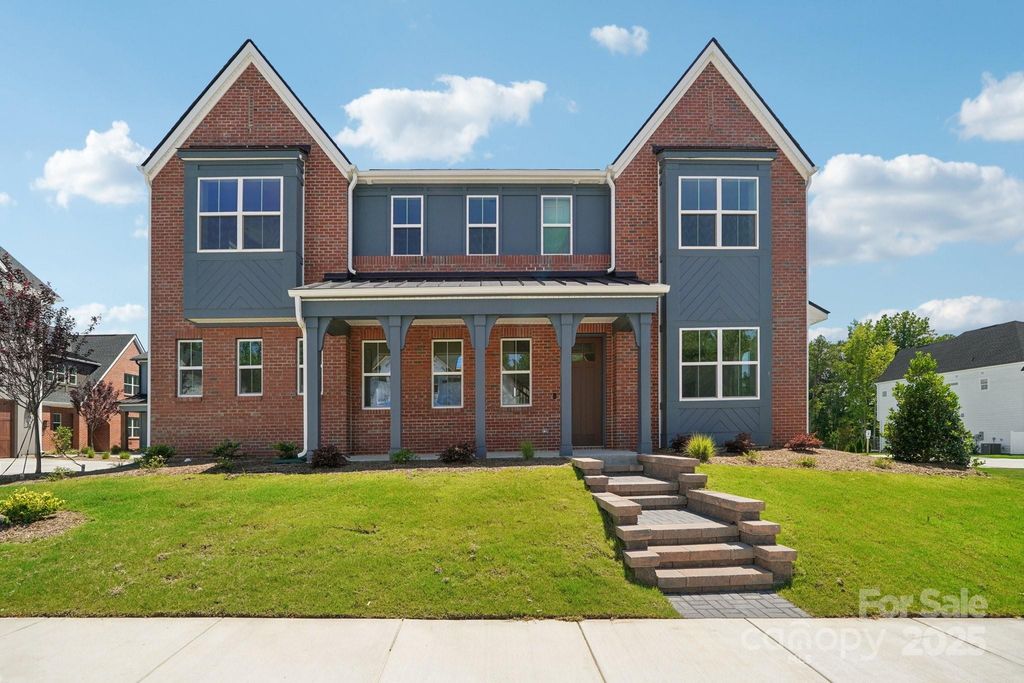 908 Coast Drive, Tega Cay, SC 29708
