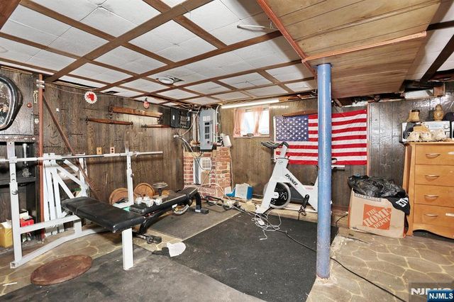 358 Windsor Road, Wood Ridge, NJ 07075