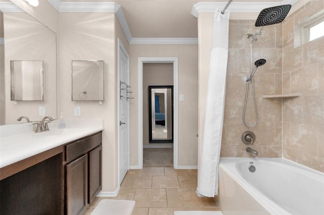 1604 Hickory Burl Lane, Conroe, TX 77301