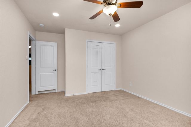 1604 Hickory Burl Lane, Conroe, TX 77301