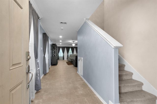 1604 Hickory Burl Lane, Conroe, TX 77301