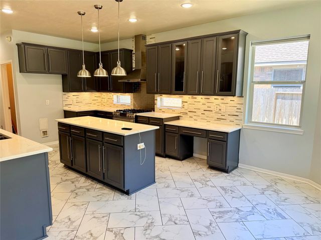 8406 Green Valley Drive, Sugar Land, TX 77479