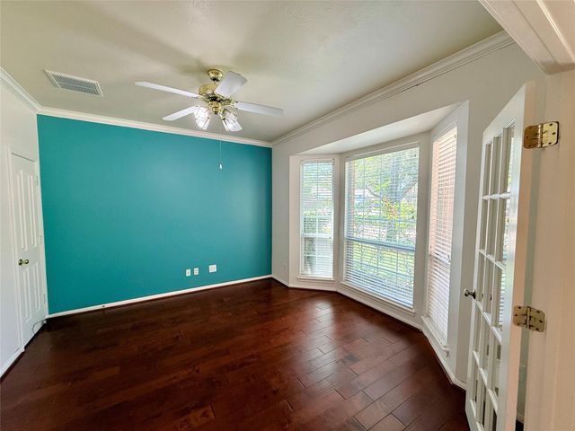 8406 Green Valley Drive, Sugar Land, TX 77479