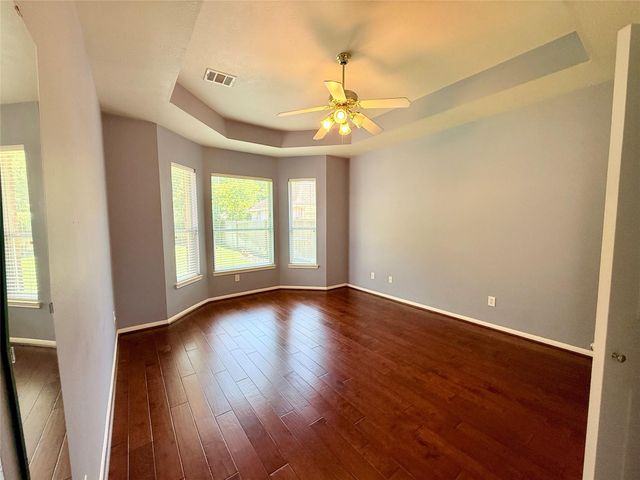 8406 Green Valley Drive, Sugar Land, TX 77479
