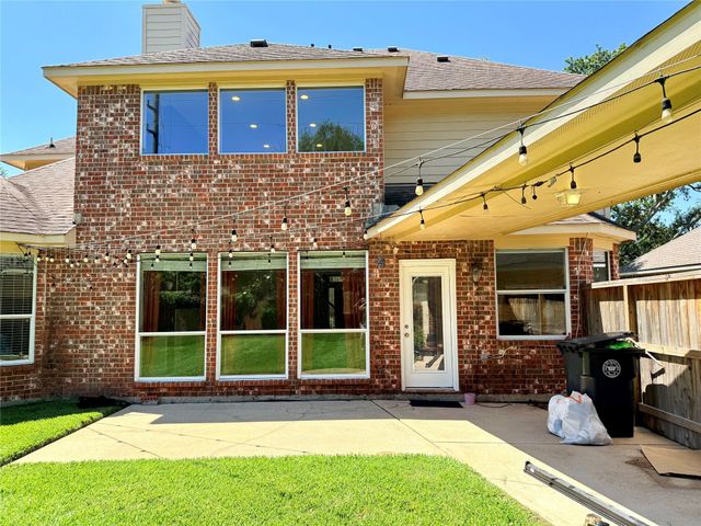 8406 Green Valley Drive, Sugar Land, TX 77479