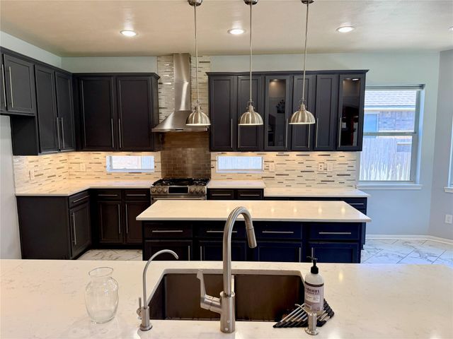 8406 Green Valley Drive, Sugar Land, TX 77479