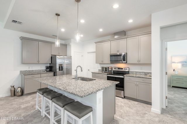 331 Cool Waters Way, Daytona Beach, FL 32124