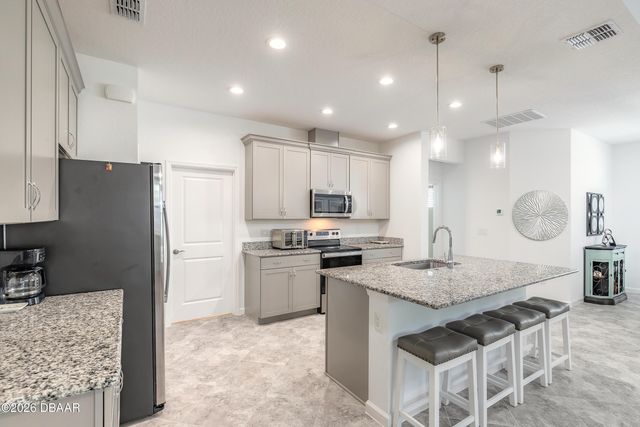 331 Cool Waters Way, Daytona Beach, FL 32124