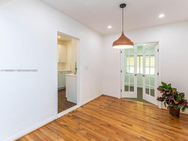 3463 Percival Ave, Miami, FL 33133