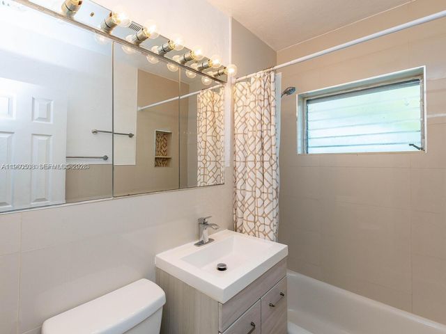 3463 Percival Ave, Miami, FL 33133