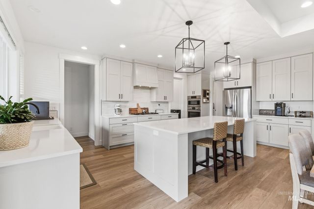 4275 N Brody Way, Meridian, ID 83646