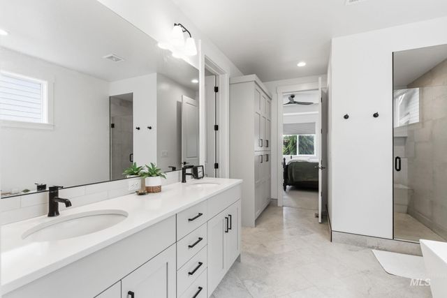 4275 N Brody Way, Meridian, ID 83646
