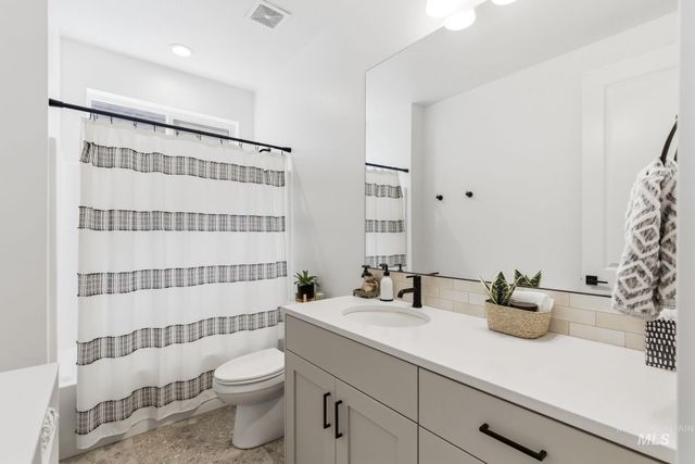 4275 N Brody Way, Meridian, ID 83646