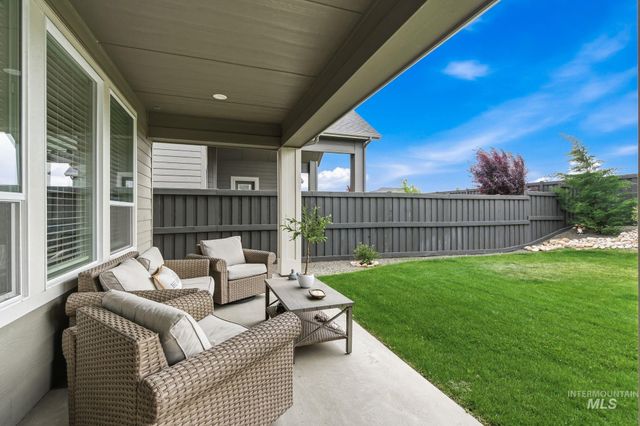 4275 N Brody Way, Meridian, ID 83646