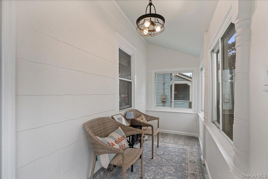 35 Saint Marks Avenue, Rockville Centre, NY 11570 — photo 3