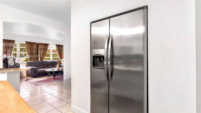 500 NW 96th Terrace, Pembroke Pines, FL 33024