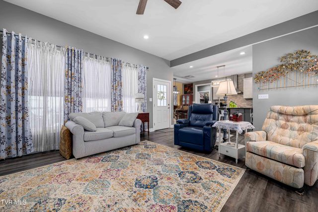 2166 Asheville Highway, Greeneville, TN 37743