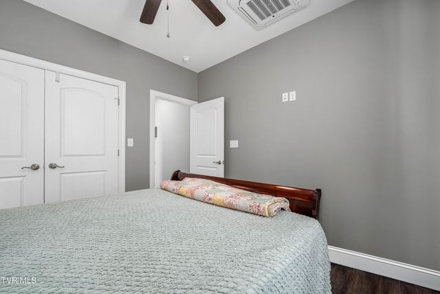 2166 Asheville Highway, Greeneville, TN 37743