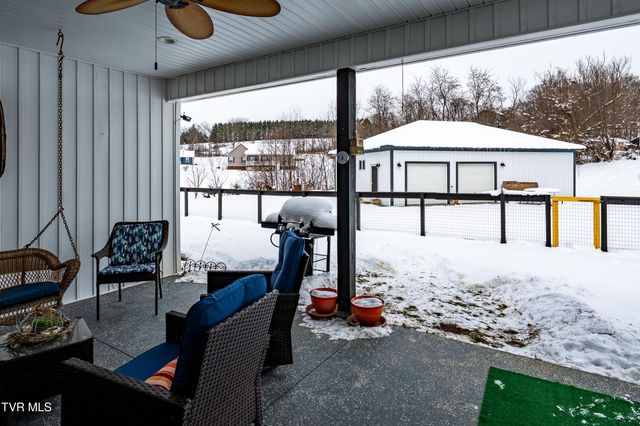 2166 Asheville Highway, Greeneville, TN 37743