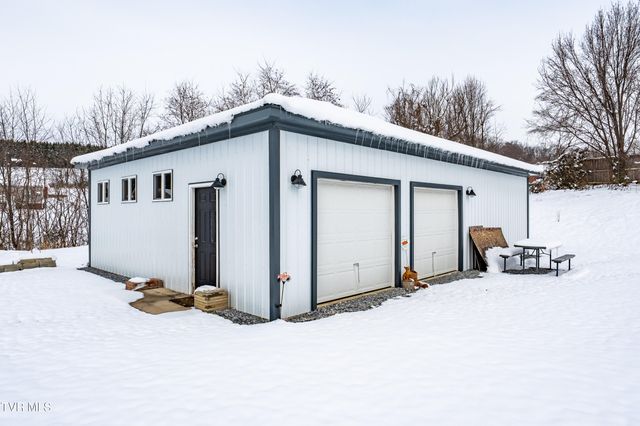 2166 Asheville Highway, Greeneville, TN 37743