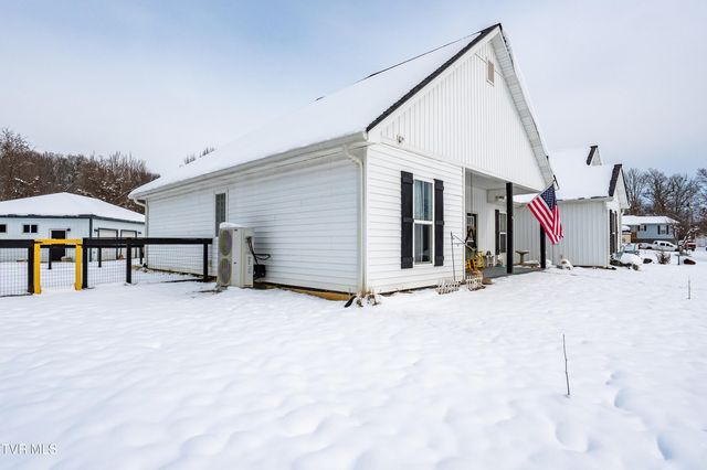 2166 Asheville Highway, Greeneville, TN 37743