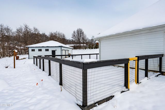 2166 Asheville Highway, Greeneville, TN 37743