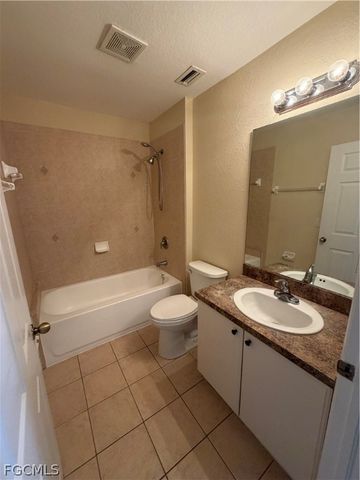 4543 26th ST SW, Lehigh Acres, FL 33973