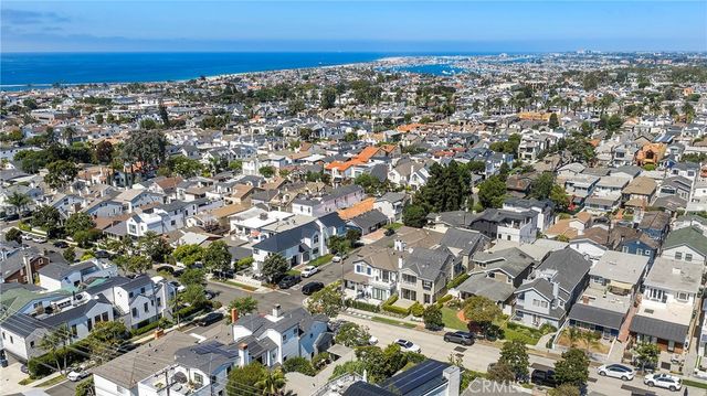 703 Poinsettia Avenue, Corona Del Mar, CA 92625