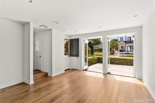 703 Poinsettia Avenue, Corona Del Mar, CA 92625