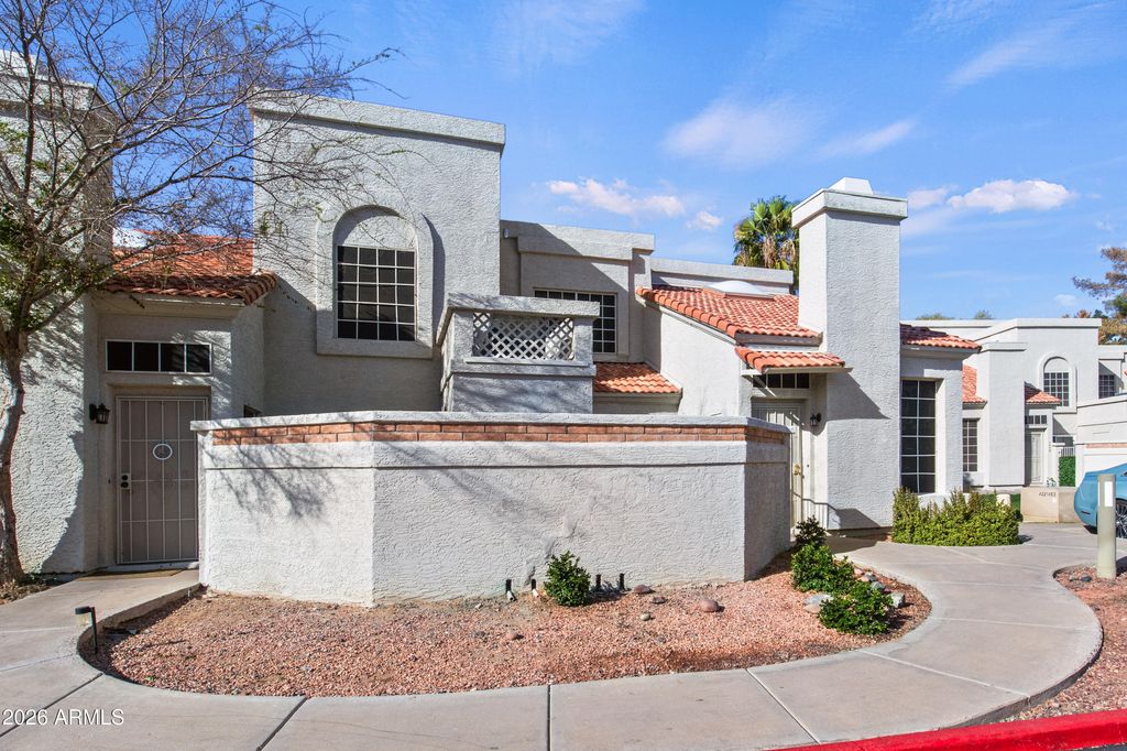 Image 36 of property listing at 1717 E UNION HILLS Drive 1035, Phoenix, AZ 85024