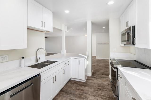 2607 Pirineos Way 116, Carlsbad, CA 92009