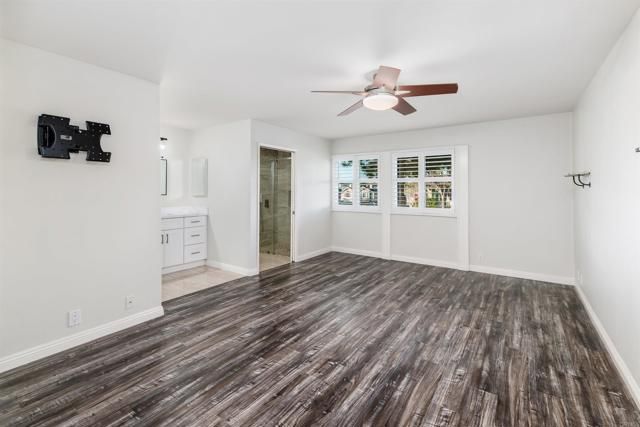 2607 Pirineos Way 116, Carlsbad, CA 92009