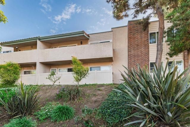 2607 Pirineos Way 116, Carlsbad, CA 92009