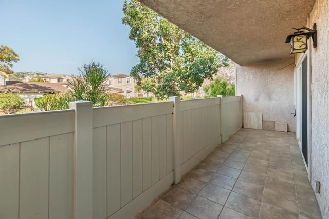 2607 Pirineos Way 116, Carlsbad, CA 92009