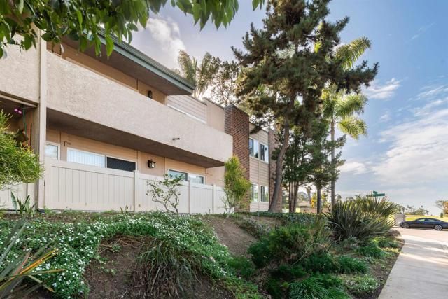 2607 Pirineos Way 116, Carlsbad, CA 92009