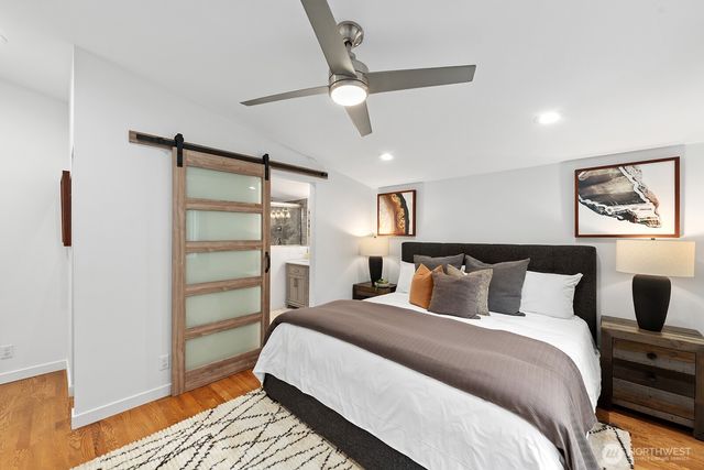 10303 20th Avenue NE, Seattle, WA 98125