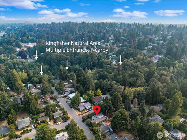10303 20th Avenue NE, Seattle, WA 98125