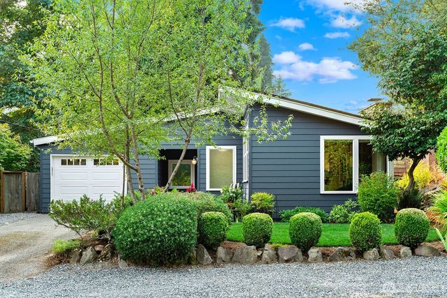 10303 20th Avenue NE, Seattle, WA 98125