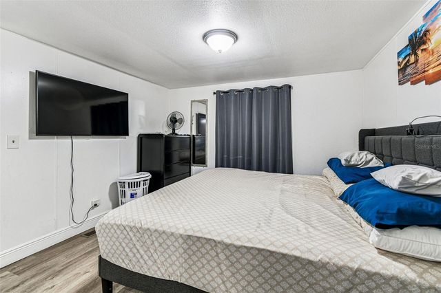 5111 DACCA DRIVE, Tampa, FL 33619